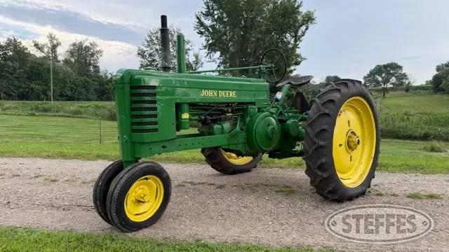 1946 John Deere B