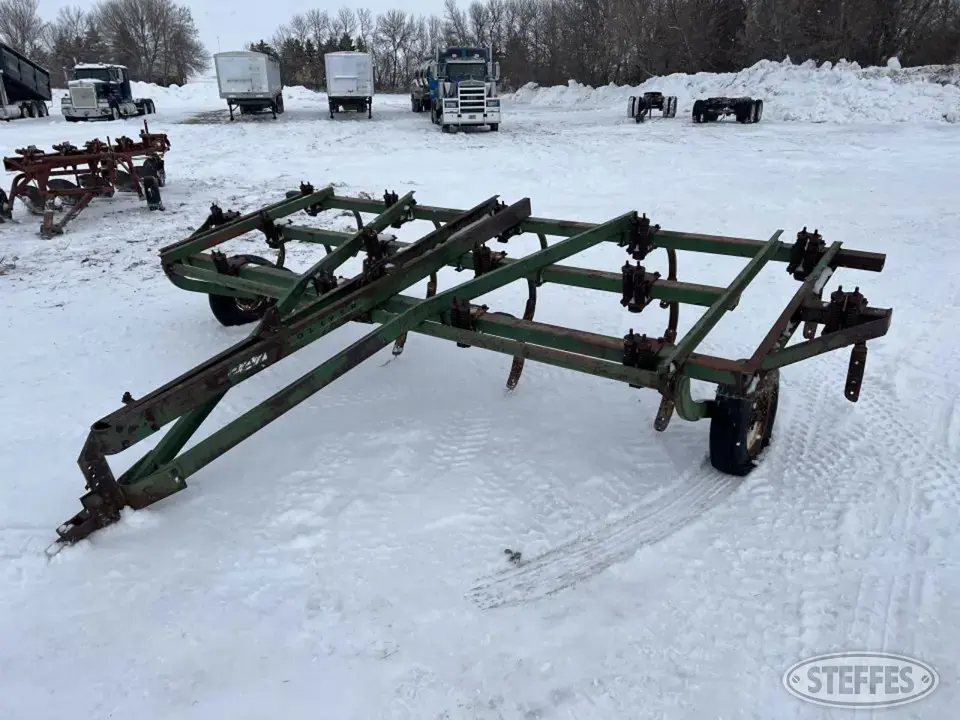 Oliver 247 Chisel Plow