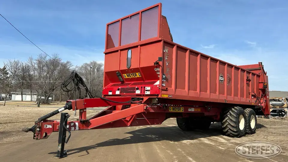 2010 Meyer 9524 Manure Application Equipment