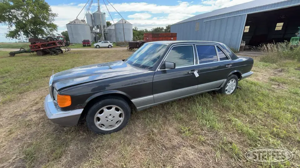 1987 Mercedes-Benz 300 SDL Car