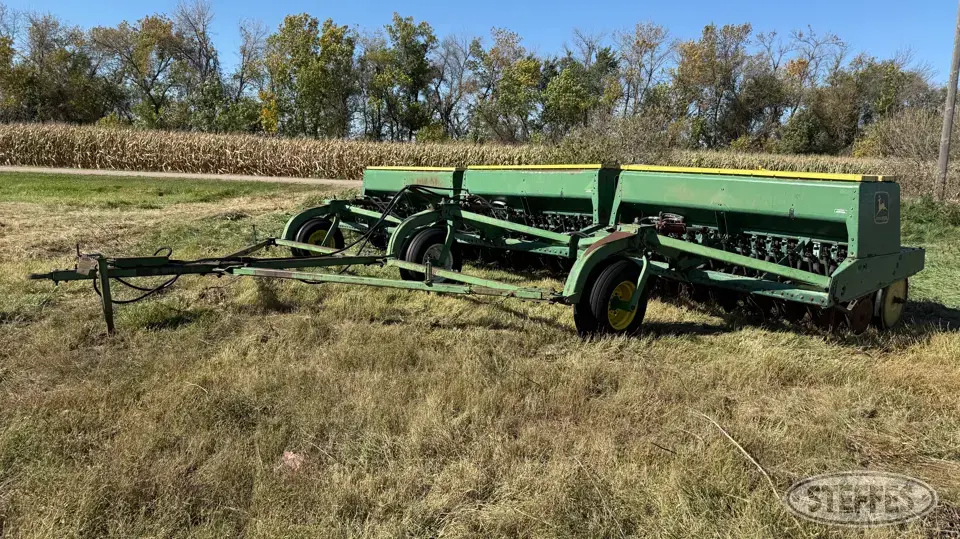 John Deere 9350 Press Drill