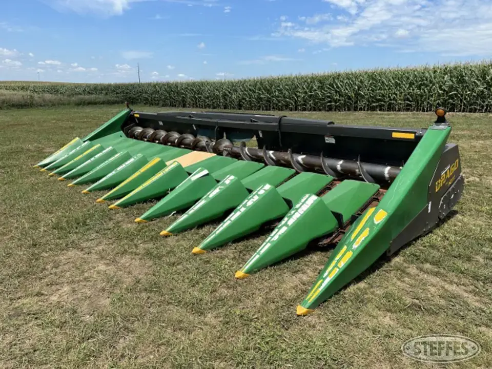 2009 Drago S12TR Corn Head