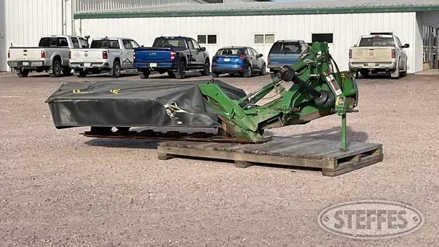 2017 John Deere R240