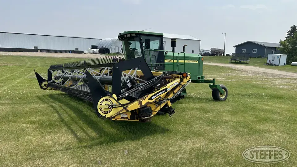 2003 John Deere 4895 Self-Propelled Swather