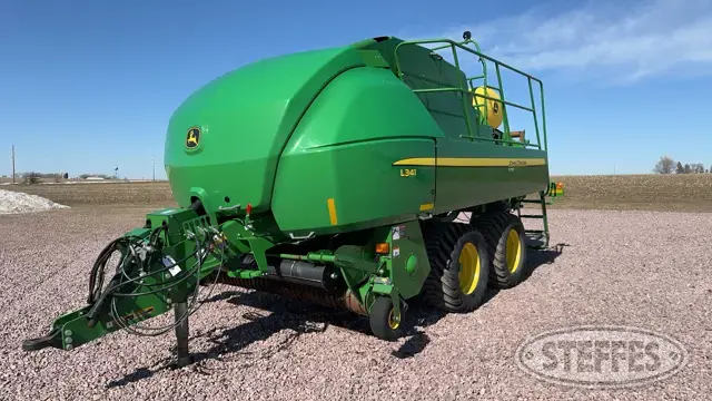 2021 John Deere L341