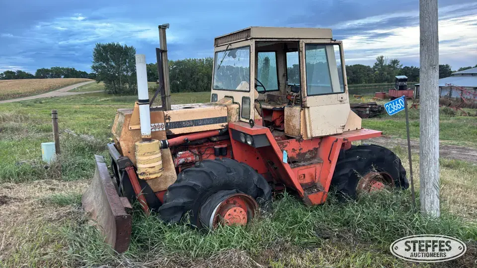 1971 Case 1470 Traction King 4WD Tractor