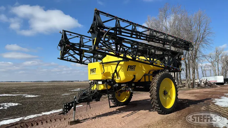 2024 Fast 9518T Pull-Type Sprayer