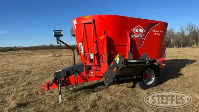 2015 Kuhn Knight VT 144 Vertical Maxx