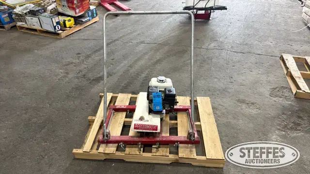Screedmatic STD concrete screen