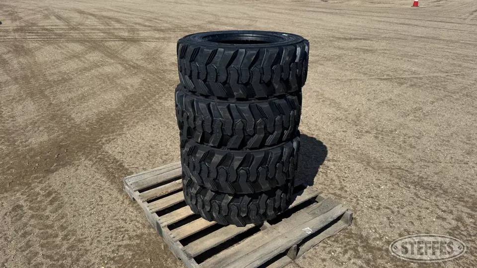 (4) Beaver 10-16.5 skid steer tires Construction Equipment Tire
