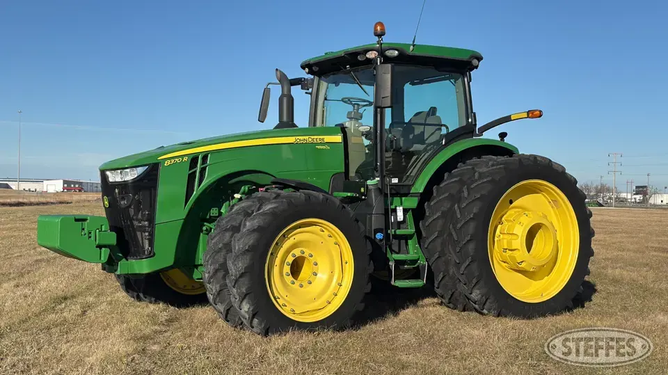 2019 John Deere 8370R MFWD Tractor