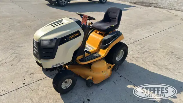 Cub Cadet LTX 1050 KW