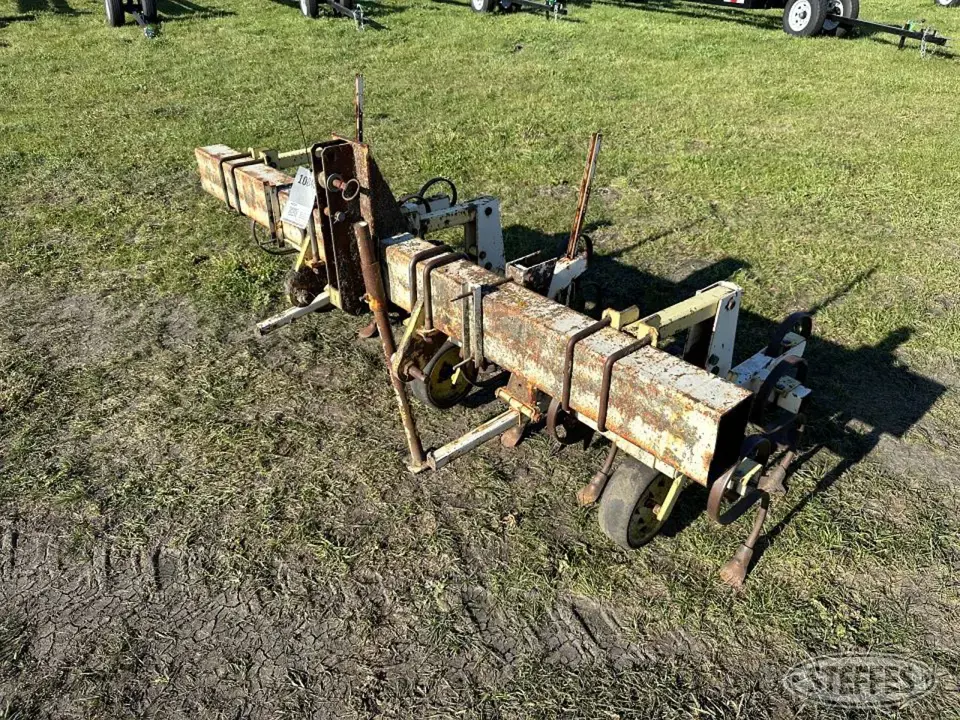 Dakon Row Crop Cultivator