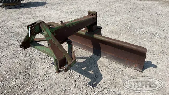 John Deere 115