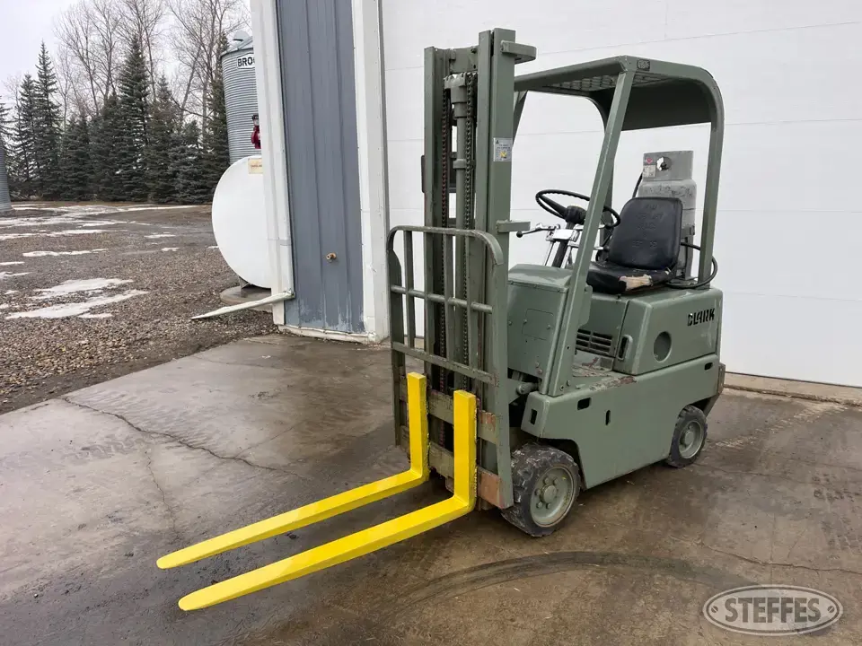 Clark C500-20 Warehouse Forklift