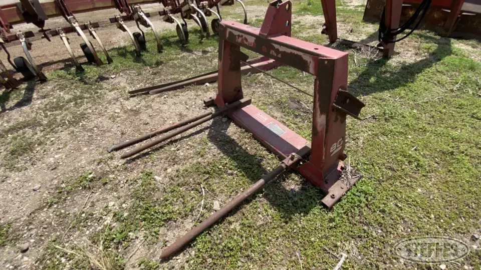 New Holland 80 Bale Handling