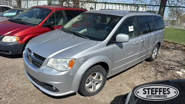 2011 Dodge Grand Caravan Crew