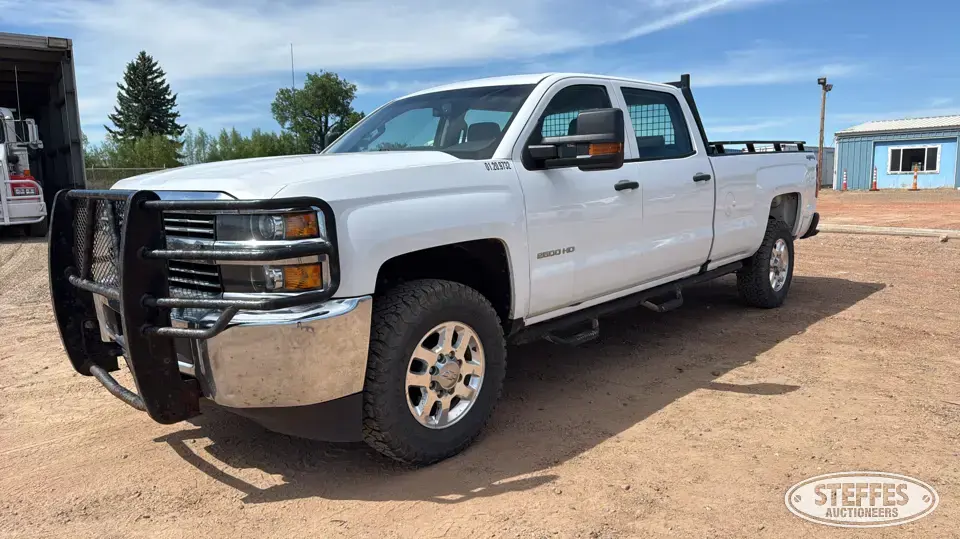 2017 Chevrolet Silverado 2500HD 3 Quarter Ton Pickup