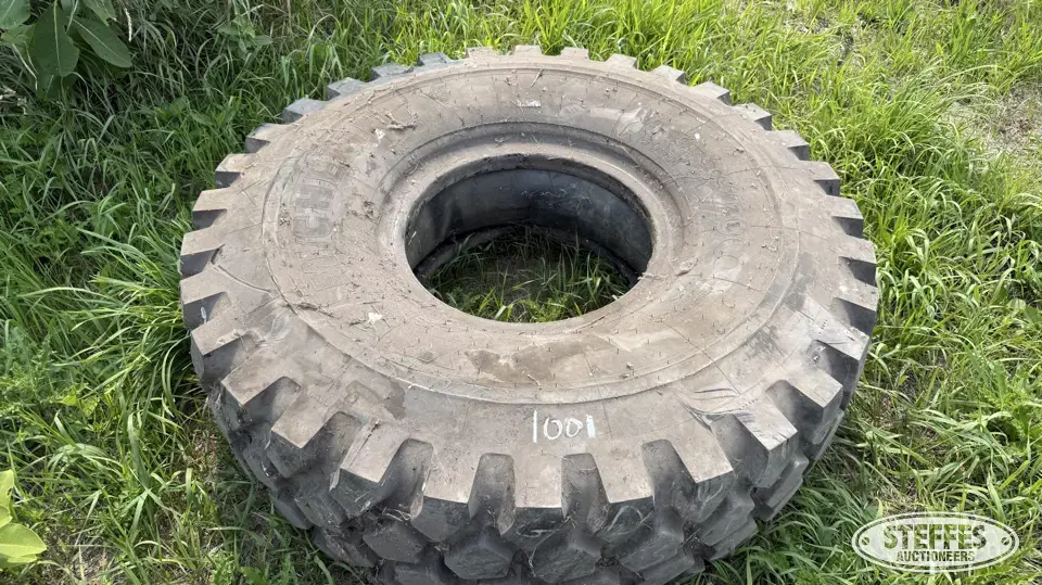 Michelin 16.00R20 tire Tractor-Implement Tire