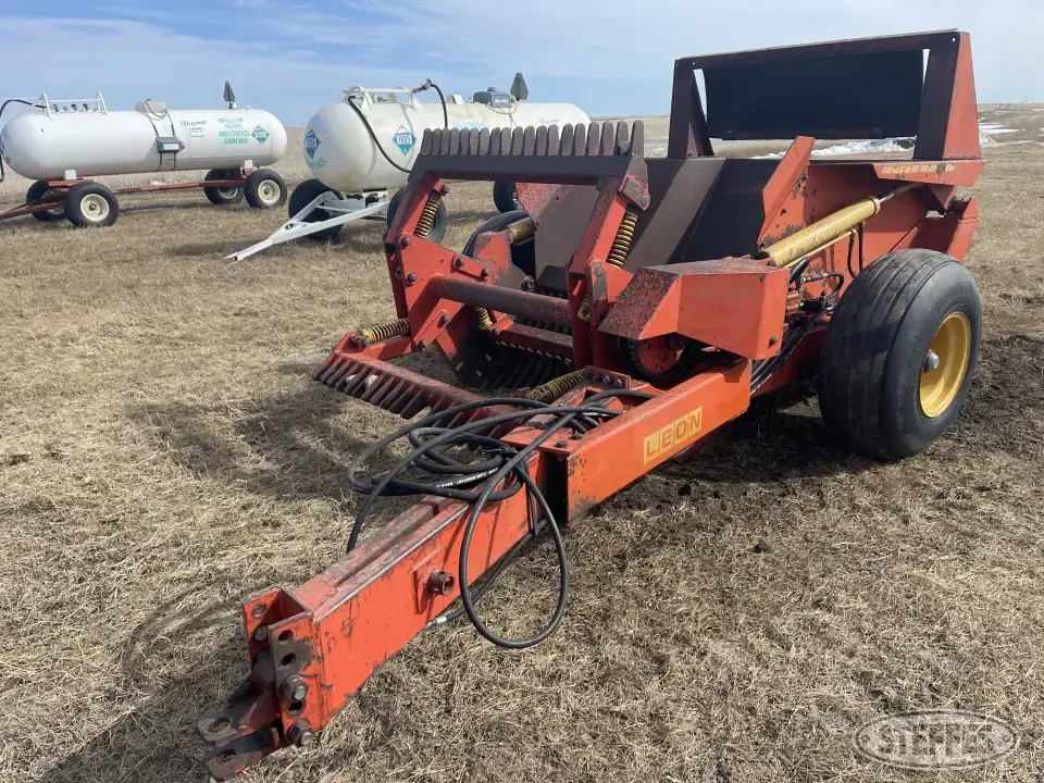Leon 6800 Rock Picker