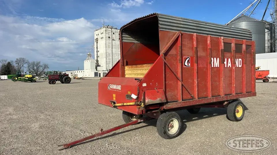 Farmhand forage wagon