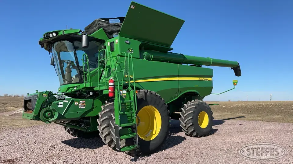2022 John Deere S770 Combine