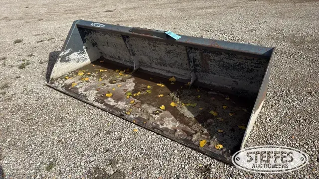 Virnig skid steer bucket