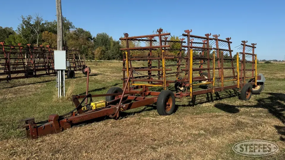 Melroe 403 Harrow