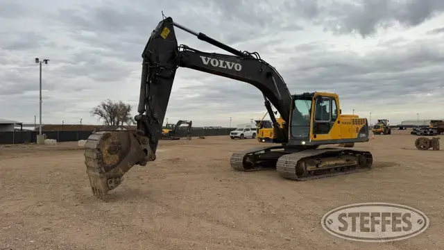 2006 Volvo EC240B LC