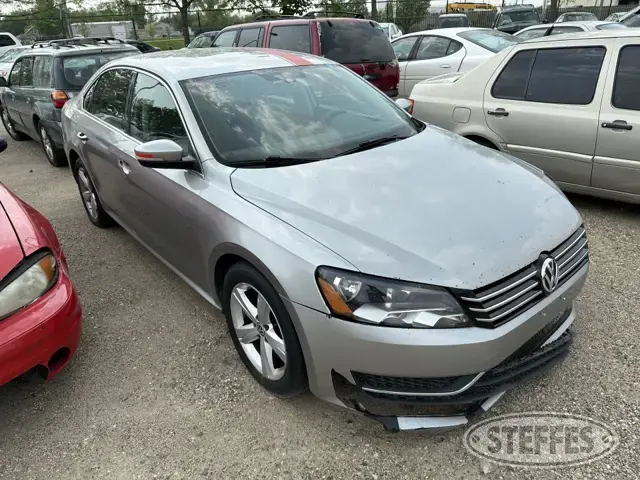 2014 Volkswagen Passat S