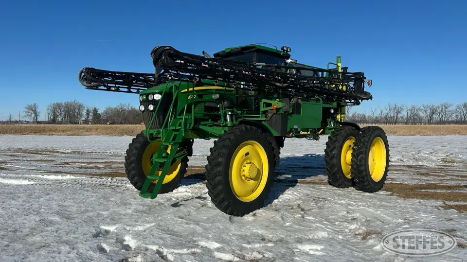 2009 John Deere 4830 Self-Propelled Sprayer