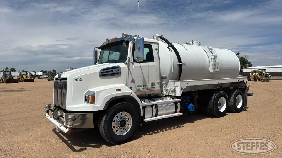 2018 Western Star 4700SB 80 bbl. Vac Truck