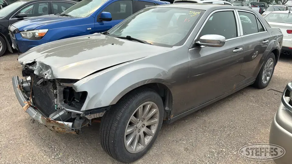 2011 Chrysler 300 Limited Car