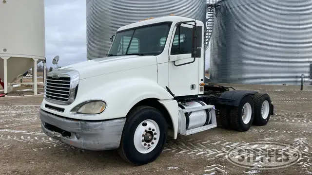 2002 Freightliner Columbia