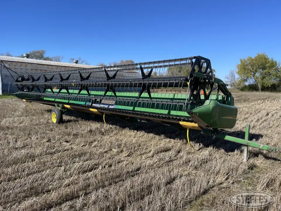 2004 John Deere 936D Draper Head