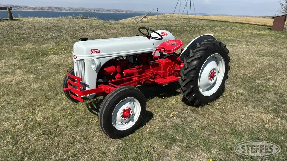 Ford 8N Collectible Tractor