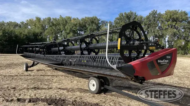 2020 MacDon FD140