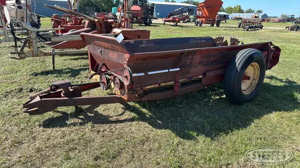 New Holland 516 Manure Application Equipment