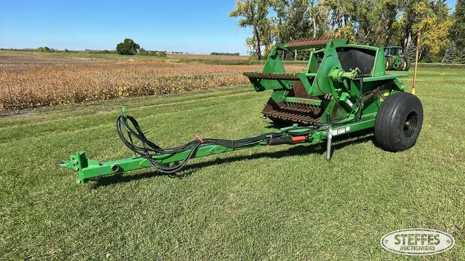 2012 Summers 700 Rock Picker
