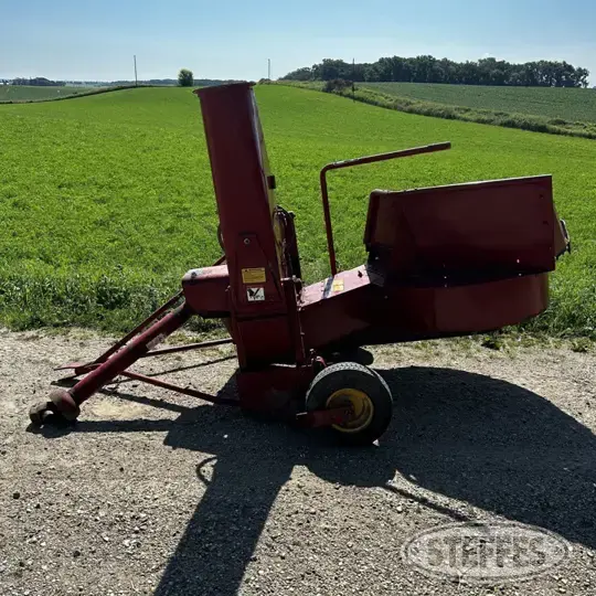 New Holland 30 Forage Processing