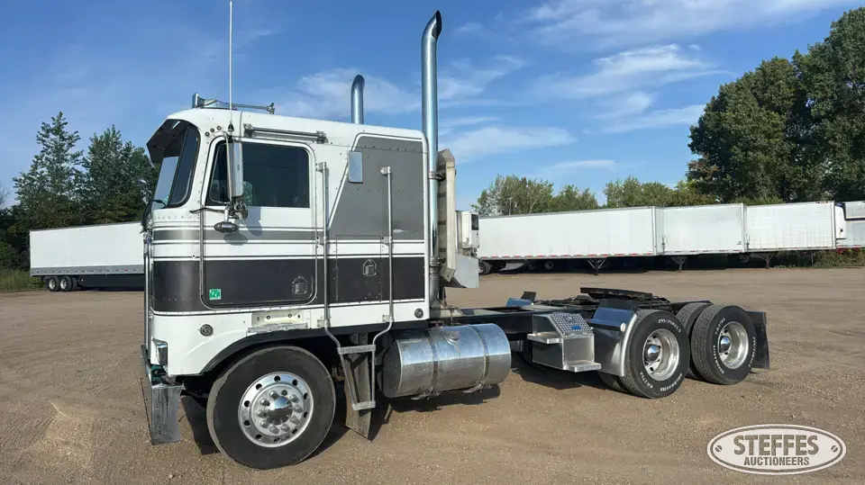1989 Kenworth K100E Cabover Truck with Sleeper