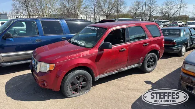 2010 Ford Escape XLS