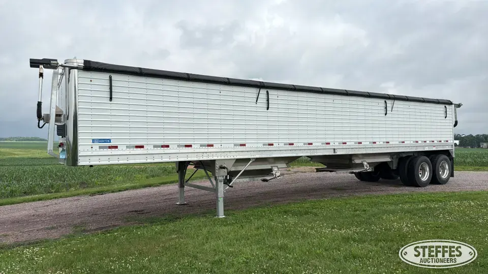 2026 Stoughton AHV-401T-AR-S Hopper Bottom Trailer
