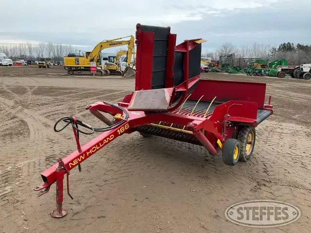 New Holland 166