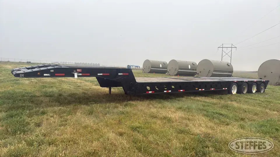 2008 Rayfab Scissor Neck Trailer