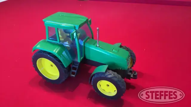 John Deere Tractor Clock