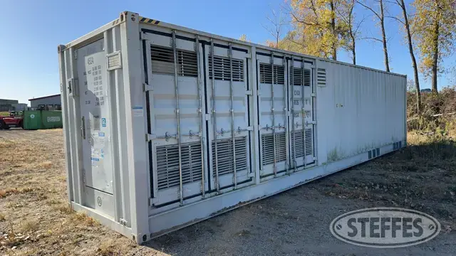 Lithium battery charging container