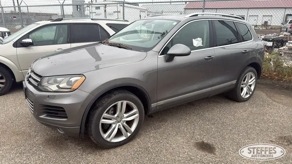 2011 Volkswagen Touareg SUV