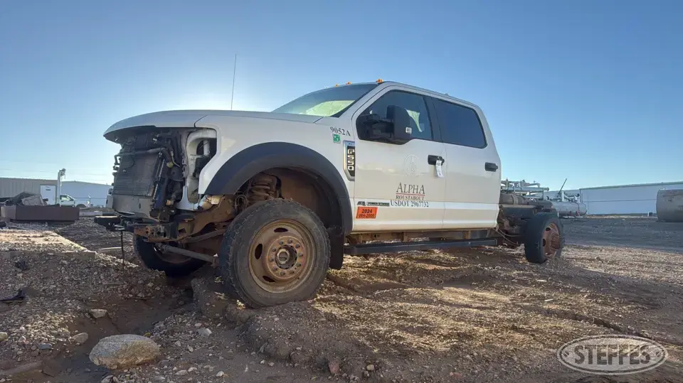 2018 Ford F-550 XL Flatbed Truck
