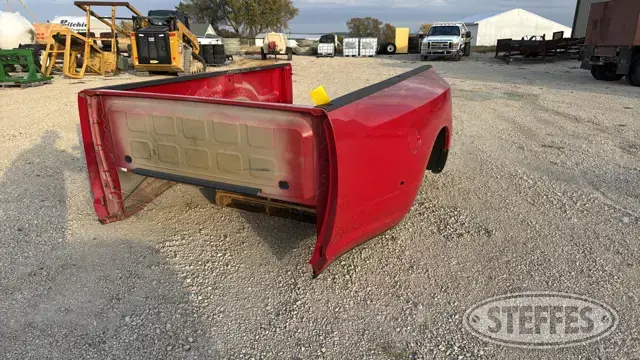 2013 Ram pickup box